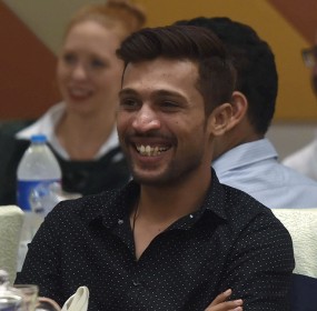 Amir wishes best bowler for series against England