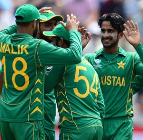 Hasan-Ali-170614-Celebrations-G-300